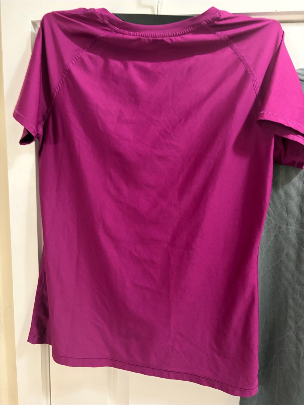 3 women’s Under Armour Women’s Short Sleeve Performance Tee - all size medium - Picture 6 of 8